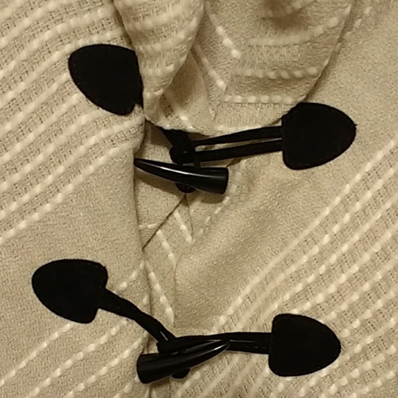 NWT Mixit Women's Sweater Poncho - Cream - One Size - Picture 4 of 8